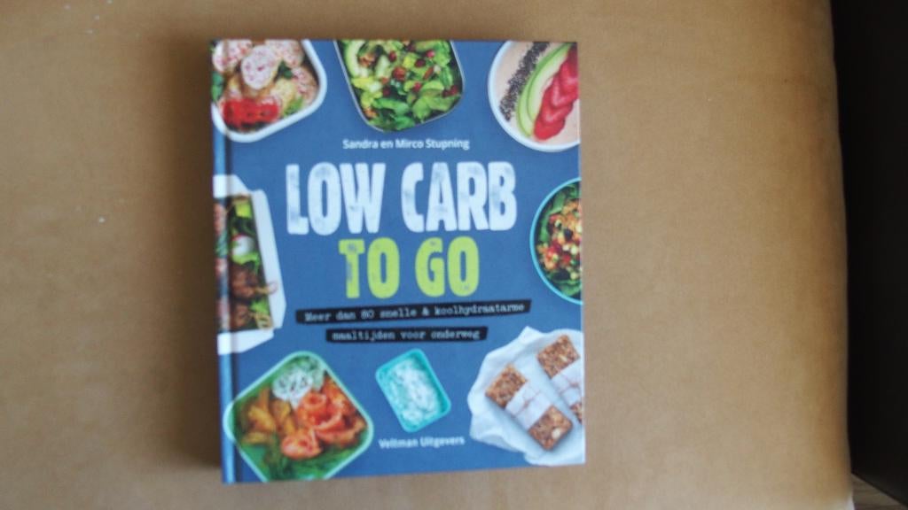 Low Carb to go - Koolhydraatarm - dieet, Boeken, Ophalen of Verzenden, Zo goed als nieuw, Dieet en Voeding, Sandra en Mirco Stupning