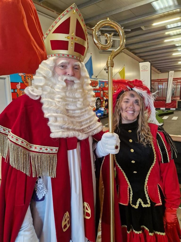 Sinterklaas met o.a bedrijfsshows, Diversen, Sinterklaas, Ophalen of Verzenden, Nieuw