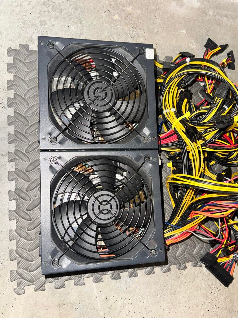 2x 1600W ATX Voedingen, Ophalen of Verzenden, Gebruikt