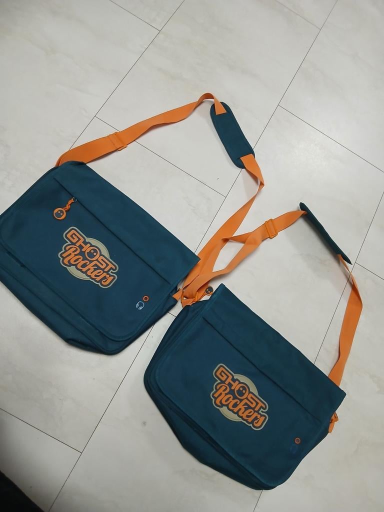 2 Ghost Rockers schooltassen / schoudertassen, 30 tot 40 cm, Ophalen of Verzenden, Zo goed als nieuw, Schoudertas
