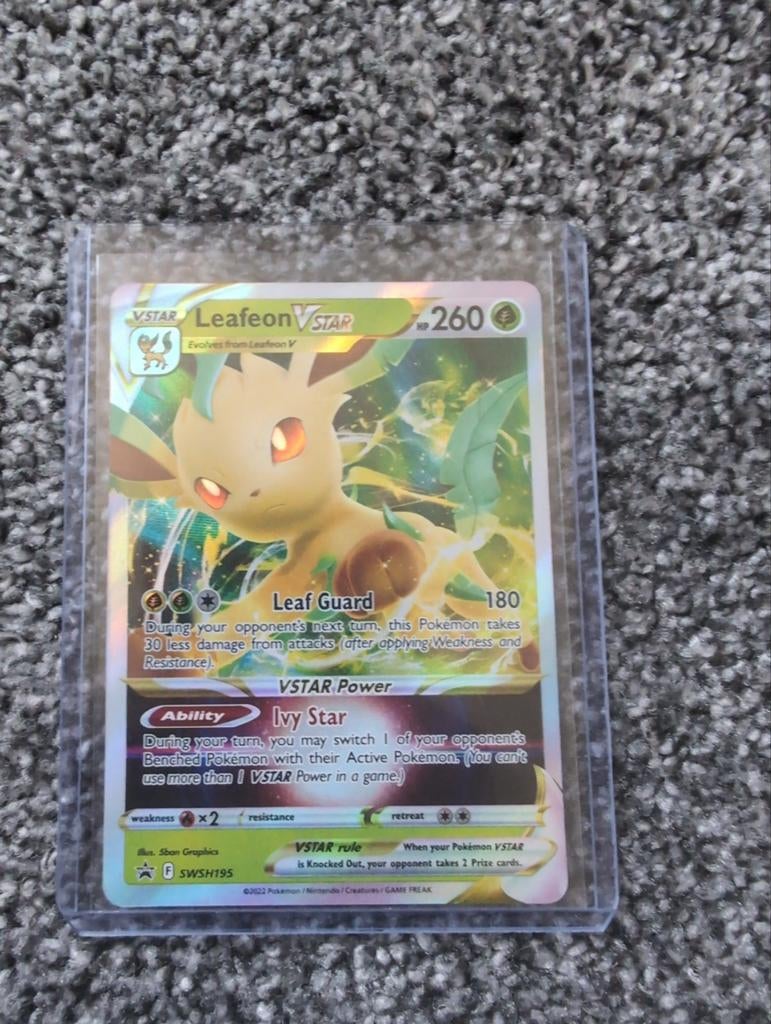 Leafeon vstar promo, Ophalen of Verzenden, Zo goed als nieuw