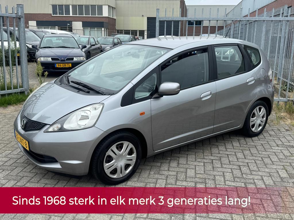 Honda Jazz 1.2 Trend 5 deurs hoge instap 90PK! NL AUTO NAP!, Auto's, Honda, Voorwielaandrijving, Zwart, 4 cilinders, 1198 cc