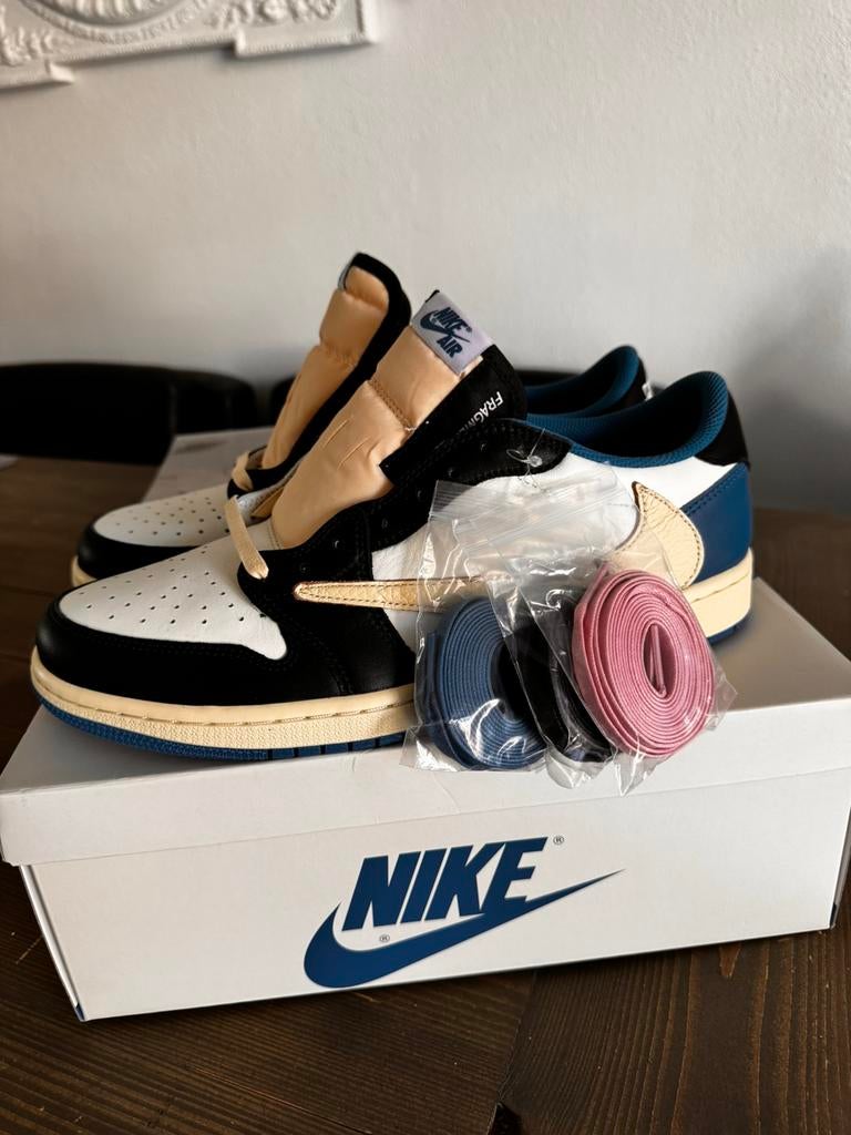 Nike Air Jordan 1 Low OG SP Travis Scott x Fragment – 44.5, Kleding | Heren, Schoenen, Ophalen of Verzenden, Nieuw, Blauw