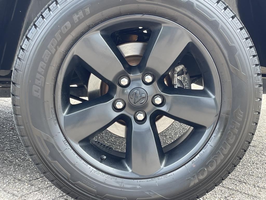 Dodge Ram 1500 pick up Classic Crew Cab 4x4 lpg (bj 2021), Automaat, Euro 5, Stof, Gebruikt