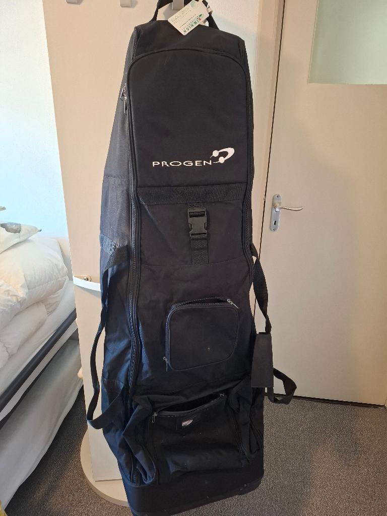 Twee Reisgolftassen Bag Boy en Progen, Sport en Fitness, Golf, Ophalen, Zo goed als nieuw, Tas, Overige merken