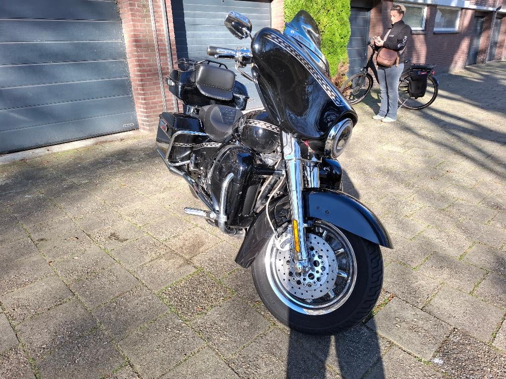 Harley-Davidson flhtcuse ultra cvo screamin eagle 2007, Motoren, 2 cilinders, 1802 cc, Particulier, Toermotor