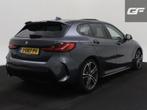 BMW 1-serie 118i M-Sport Pano H/K Leer Sfeer Carplay NAP, Gebruikt, Met garantie (alle), Bedrijf, Lichtsensor