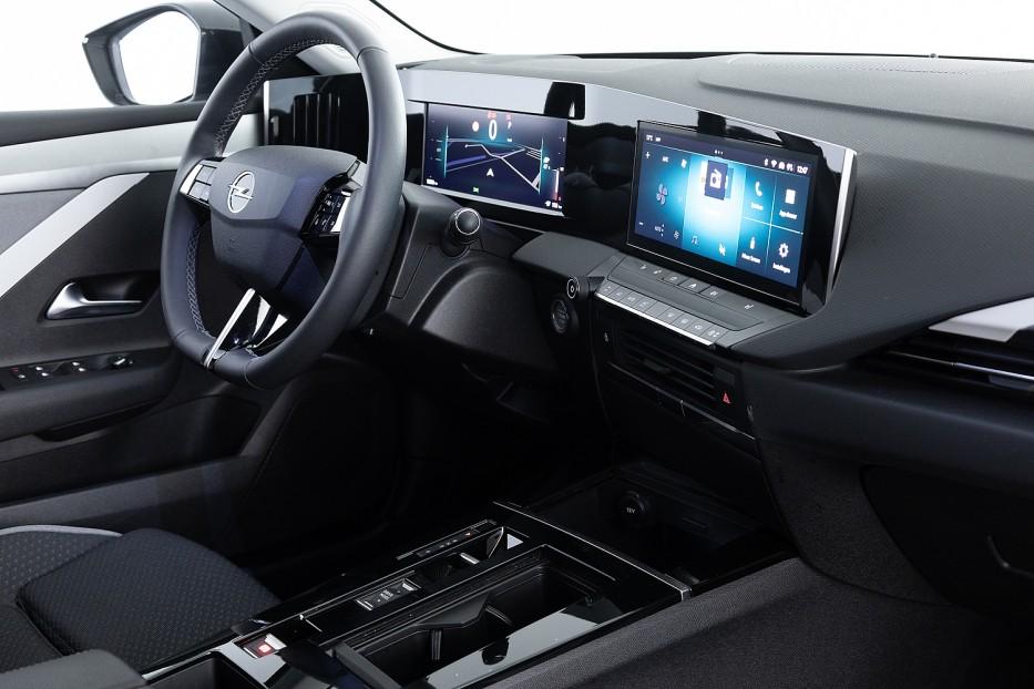 Opel Astra Electric Sports Tourer 54 kWh | Full LED | AGR |, Gebruikt, Zwart, 156 pk, Lease