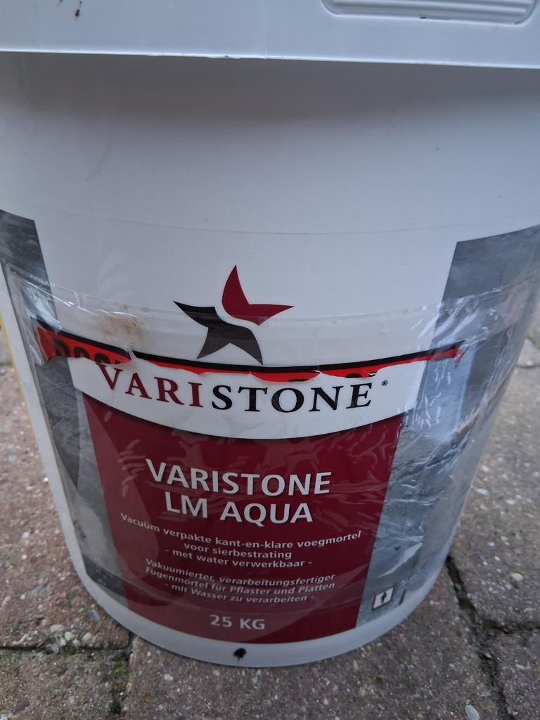 Varistone lm aqua voegmortel 25kg naturel, Ophalen, Nieuw, Wit