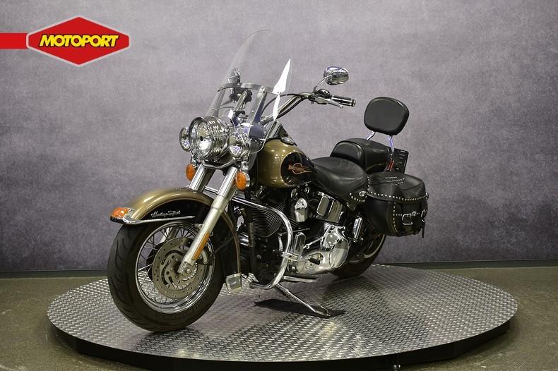 Harley-Davidson HERITAGE SOFTAIL (bj 2005), Bedrijf, Sderegt@motoportgoes.nl, Nobelweg 4
4462 GK  Goes, NL, Chopper