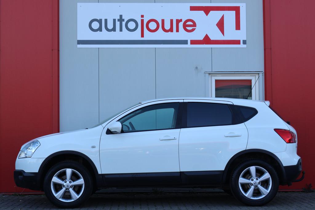 Nissan QASHQAI 2.0 Connect Edition 4WD | Camera | Trekhaak |, Auto's, Nissan, Stof, Gebruikt, Zwart, 4 cilinders
