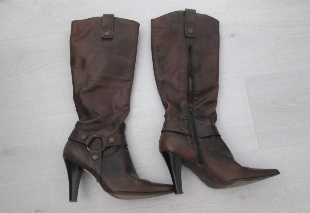 Bruine Laarzen Maat 39 (Leder), Ophalen of Verzenden, Zo goed als nieuw, Bruin, Hoge laarzen