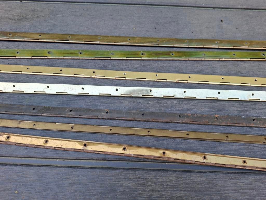 Piano scharnier, Doe-het-zelf en Verbouw, Metalen, Ophalen