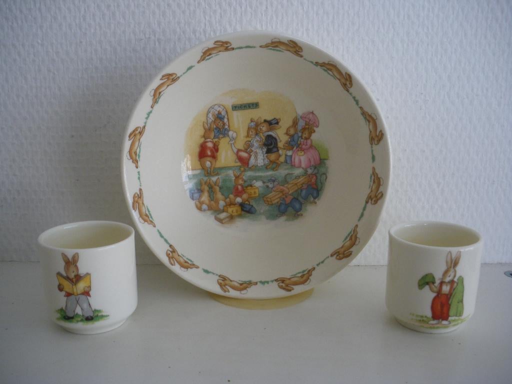 Royal Doulton Bunnykins servies, Ophalen of Verzenden, Zo goed als nieuw, Bord(en), Wedgwood