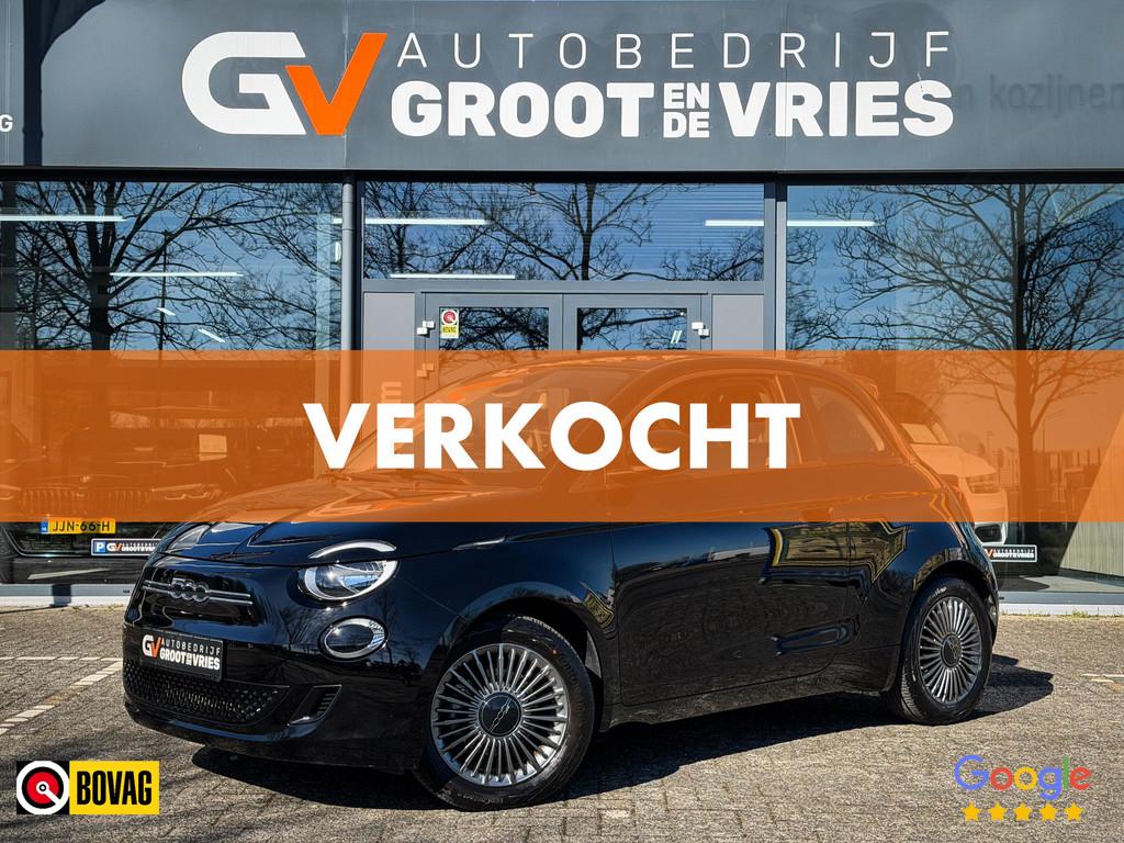 Fiat 500 Icon 24 kWh |Carplay|Velgen, Stof, Gebruikt, 95 pk, Zwart