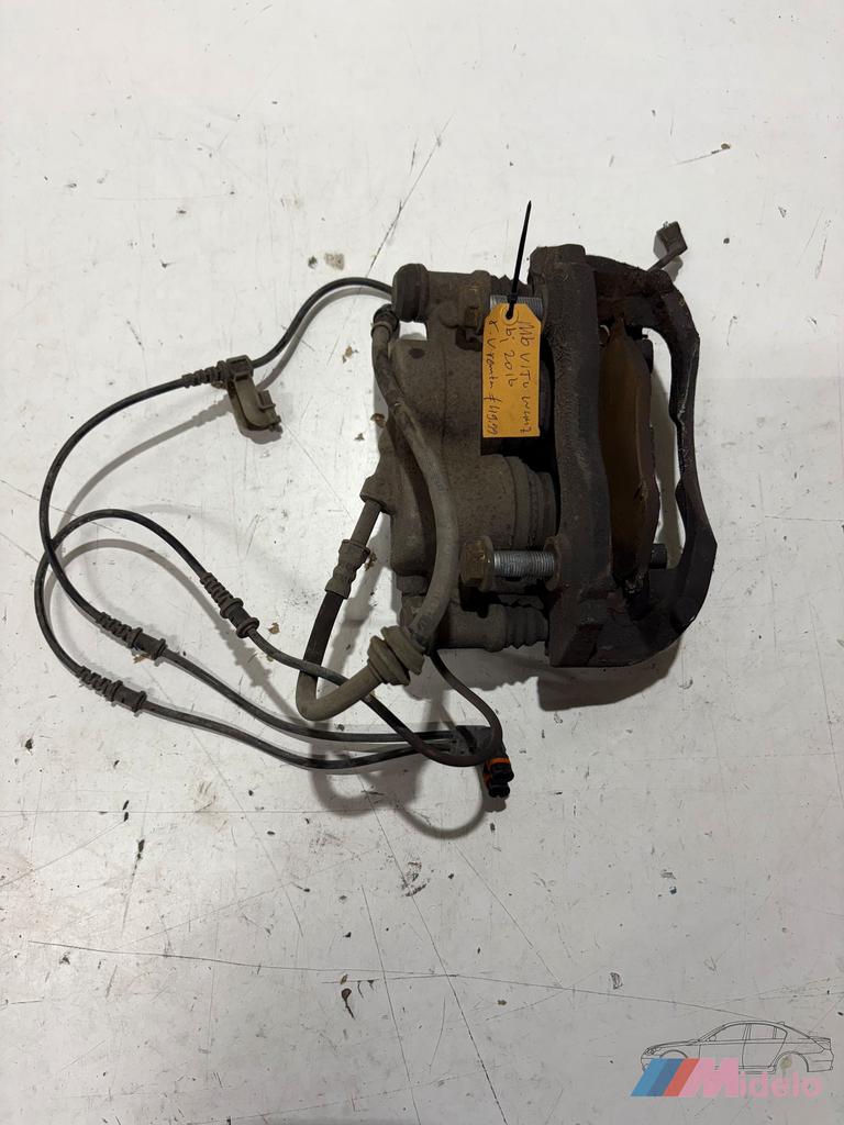 MERCEDES VITO (447.6) REMKLAUW RECHT VOOR, Gebruikt, -, Ophalen of Verzenden, -