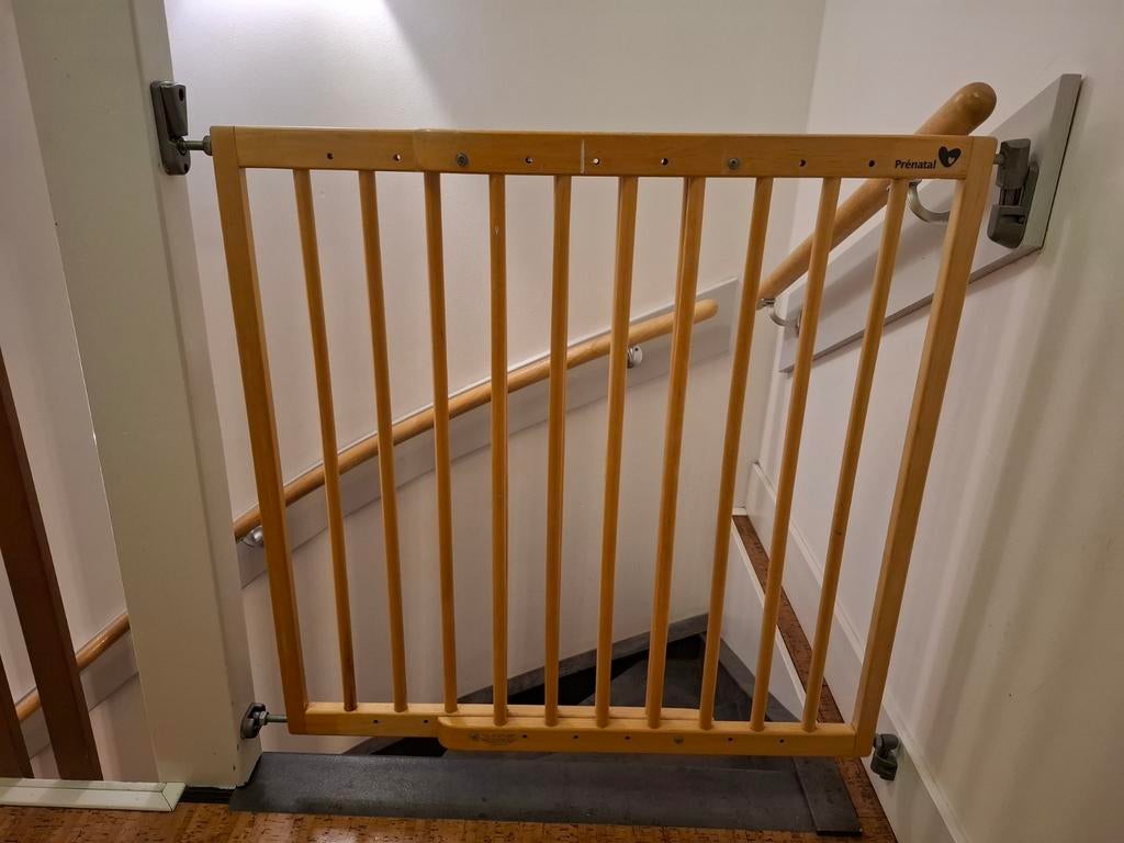 2 Prenatal traphekjes, gebruikt maar in prima staat, Kinderen en Baby's, Ophalen, Gebruikt, Hout, 100 tot 115 cm