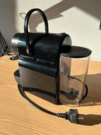 Magimix Nespresso Inissia zwart, Gebruikt, Koffiemachine, Ophalen of Verzenden, 1 kopje