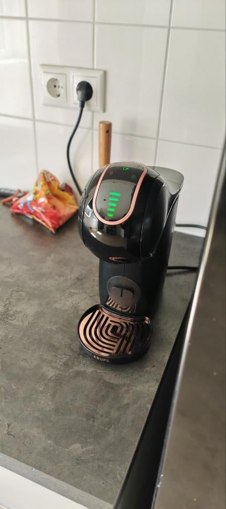 Krups Dolce Gusto Genio S YY5811FD Koffiecupmachine, Ophalen, Koffiemachine, Zo goed als nieuw, 2 tot 4 kopjes