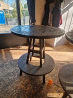 Twee authentieke oerdegelijke sta tafels., Ophalen