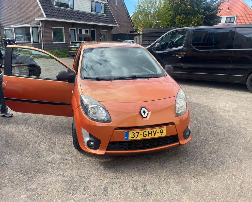 Oranjeknaller 🇳🇱Renault Twingo 1.1 2008, Auto's, Origineel Nederlands, Particulier, 1149 cc, Metallic lak