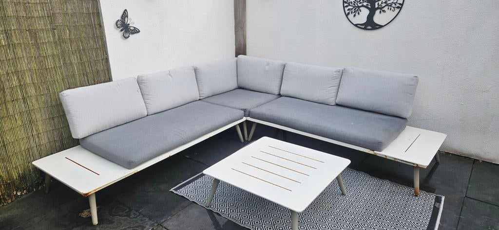 Loungeset met kussens en salontafel, Ophalen, 5 zitplaatsen, Gebruikt, Bank