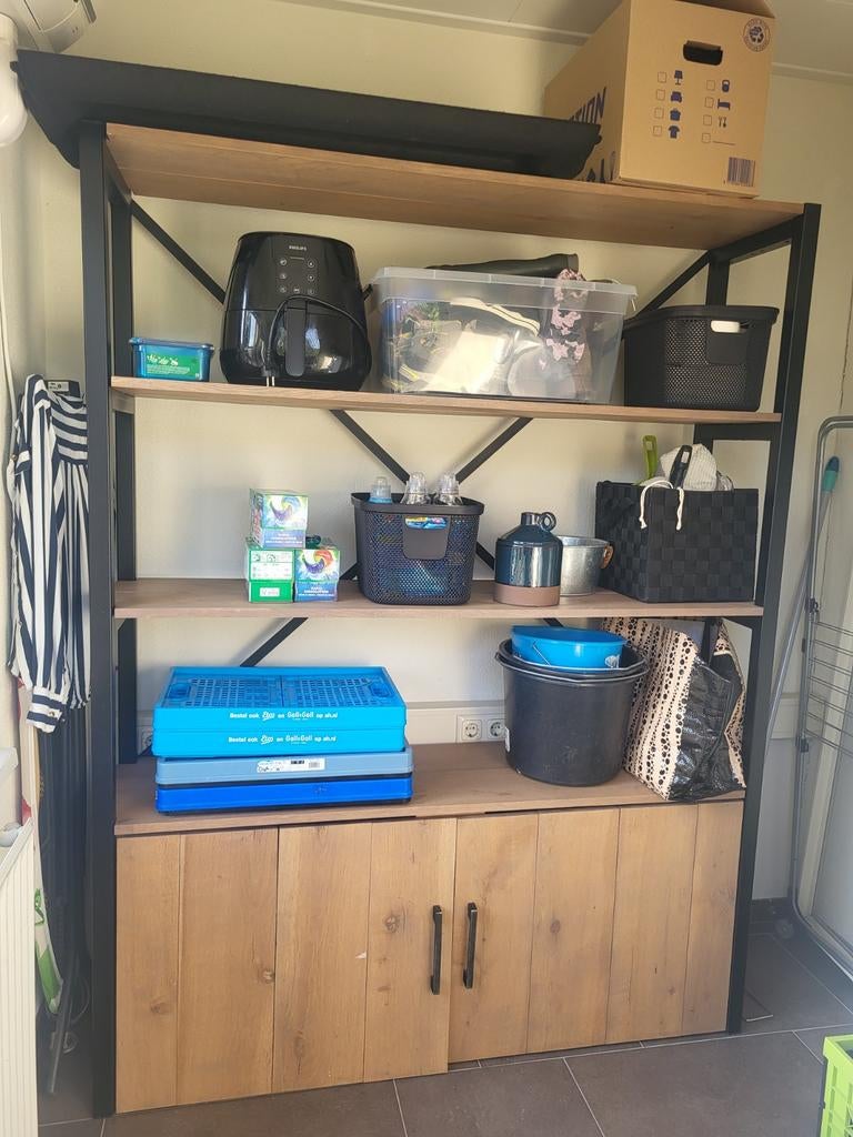 Kast met open vakken en deuren, Ophalen, Zo goed als nieuw