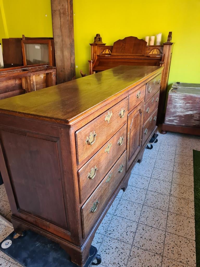 Engelse eikehouten Dresser /Buffet., Antiek en Kunst, Ophalen