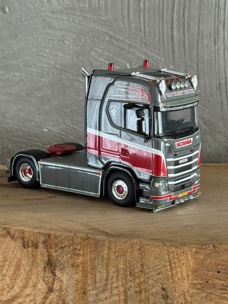 Wsi van triest, Hobby en Vrije tijd, Modelauto's | 1:50, Ophalen of Verzenden, Nieuw, Bus of Vrachtwagen, Wsi