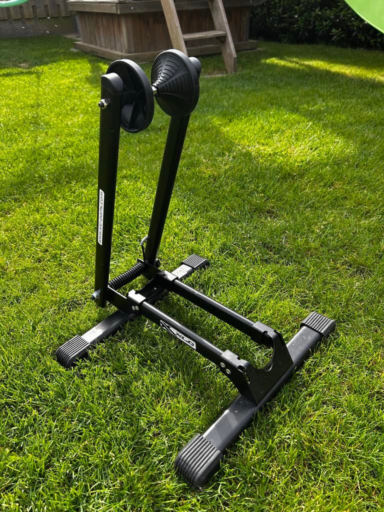 XLC Fietsstandaard VS-F03 voor E-bikes en brede banden, Fietsen en Brommers, Ophalen of Verzenden, Zo goed als nieuw