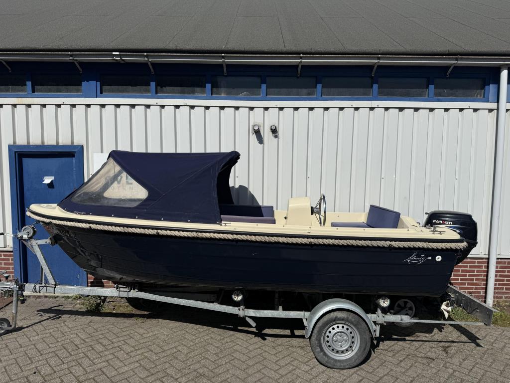 Prachtige Liberty 470 sloep met buiskap Vaarklaar !, Watersport en Boten, Sloepen, Niet ingevuld, Gebruikt, Tot 10 pk, Niet ingevuld