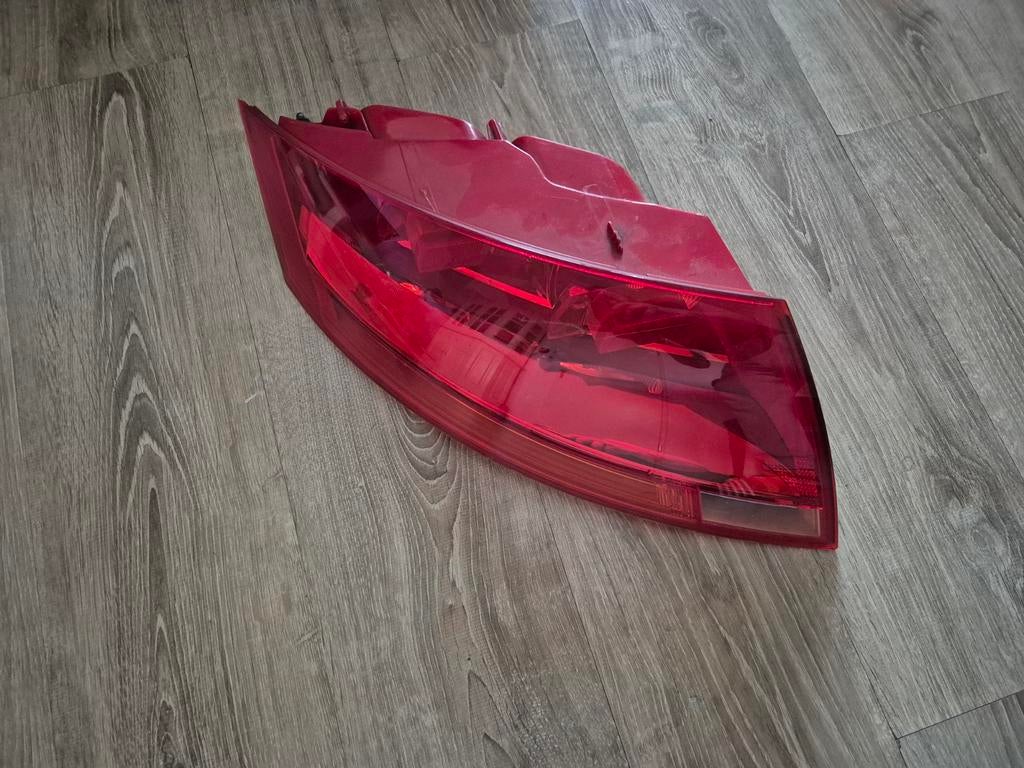 Audi TT MK2 8J achterlicht kap (defect), Auto-onderdelen, Ophalen of Verzenden
