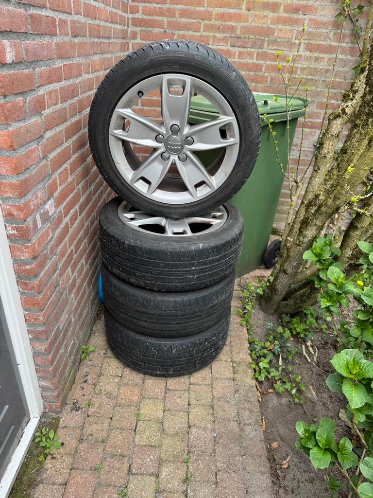 Audi velgen met banden 225/45R17, Auto-onderdelen, Banden en Velgen, Gebruikt, Banden en Velgen, 17 inch, Ophalen of Verzenden