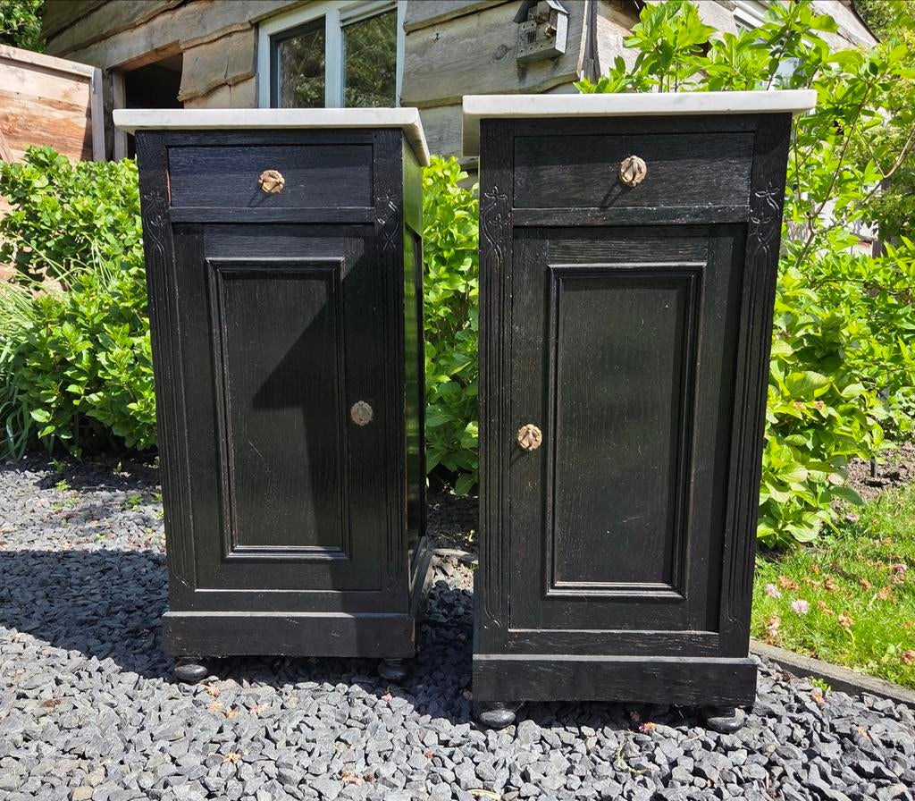 Set van 2 Eiken Nachtkastjes met Marmeren Blad, Antiek en Kunst, Ophalen