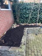 Gratis tegels , stenen. Potgrond, plantenbak, Tuin en Terras, Ophalen of Verzenden, Zo goed als nieuw