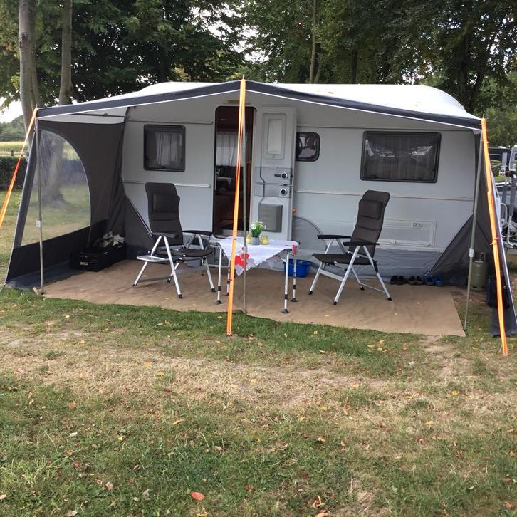 Te koopTabbert Vivaldi 450 TD 2011, Caravans en Kamperen, Caravans, Particulier, tot en met 4, 1000 - 1250 kg, Rondzit, Tabbert