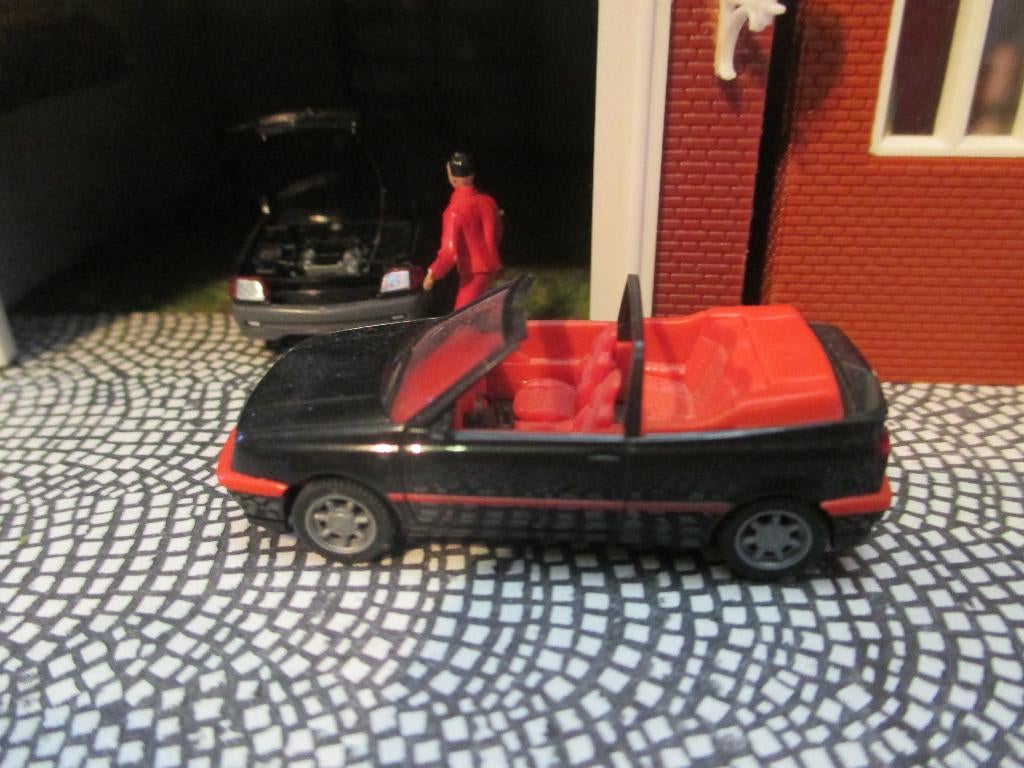 VW Golf 3 Cabriolet - Herpa, Ophalen of Verzenden, Zo goed als nieuw, Auto, Herpa