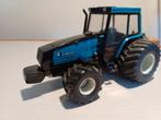 Britains Valmet 8750 met brede banden, Hobby en Vrije tijd, Modelauto's | 1:32, Ophalen of Verzenden, Zo goed als nieuw, Tractor of Landbouw