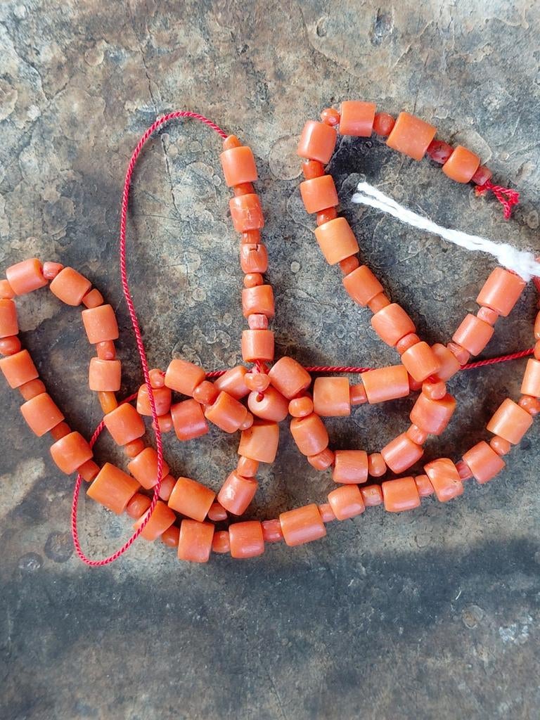 zelf ketting afmaken BLOEDKORAAL  57 cm,zonder slotje, Sieraden, Tassen en Uiterlijk, Kettingen, Verzenden, Rood, Steen of Mineraal