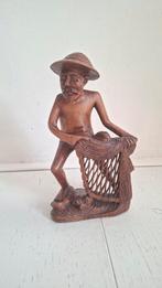 Balinees houtsnijwerk visser met net, Antiek en Kunst, Ophalen of Verzenden
