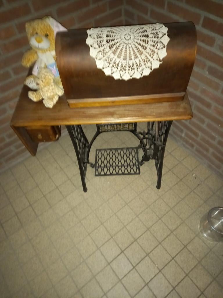 Antieke Singer trapnaaimachine, Antiek en Kunst, Antiek | Naaimachines, Ophalen