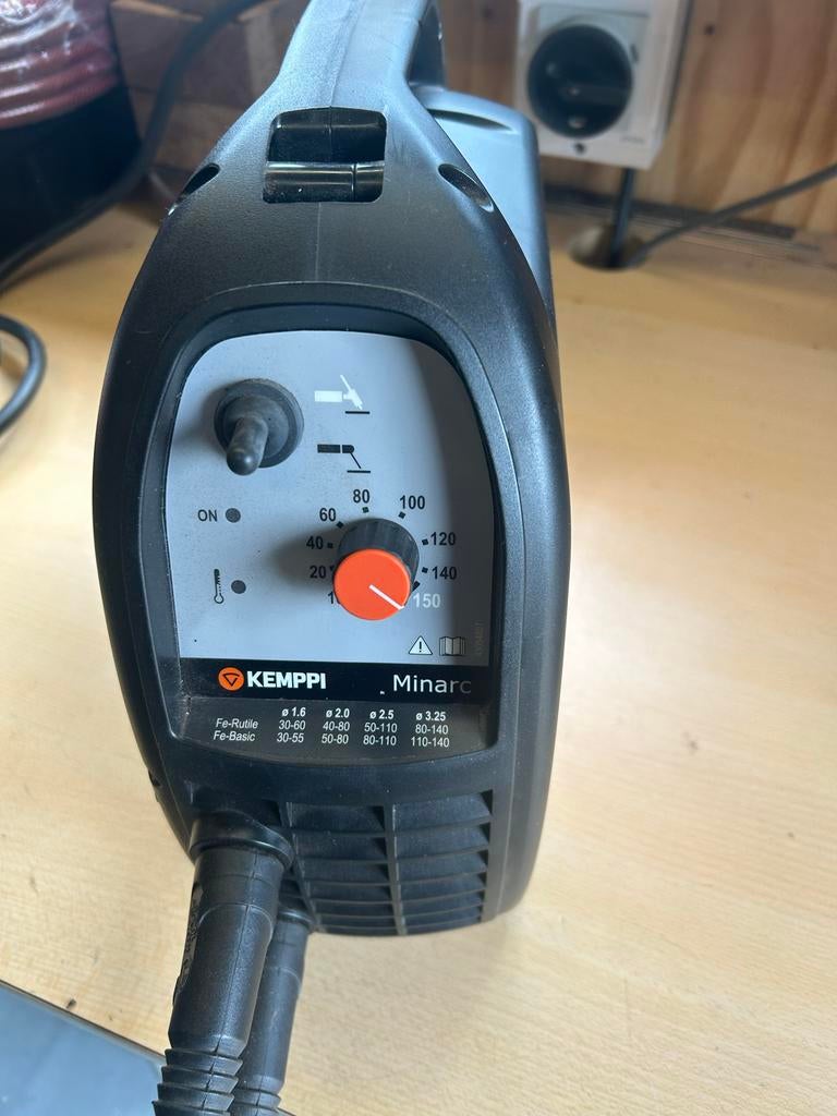 Kemppi Minarc 150 lasapparaat met TIG toorts, Ophalen, Zo goed als nieuw, Minder dan 150 ampère, Inverter
