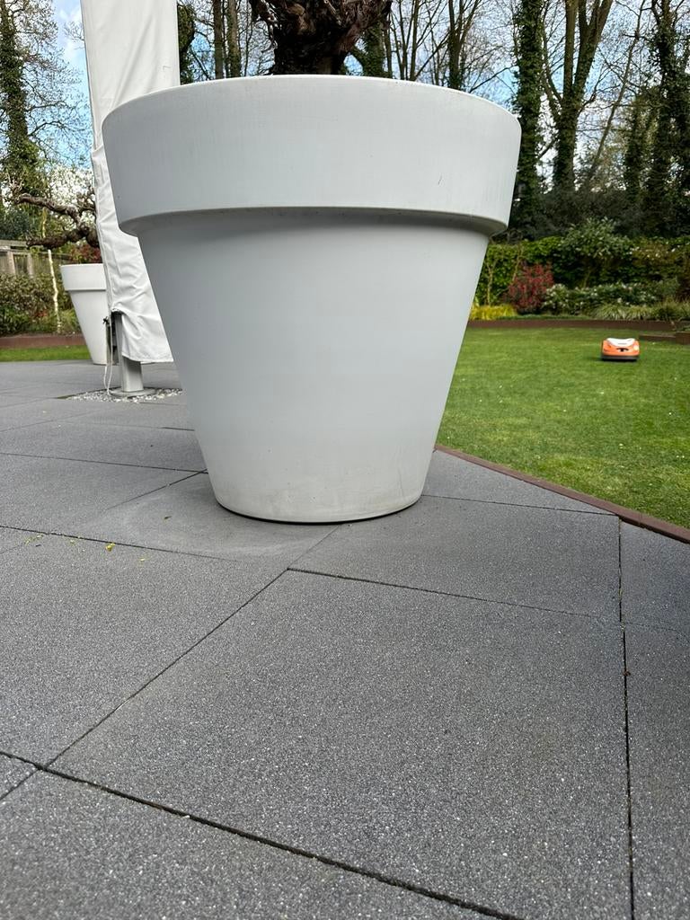 Bloempot, Tuin en Terras, Bloempotten, Kunststof, Gebruikt, 40 cm of meer, Rond