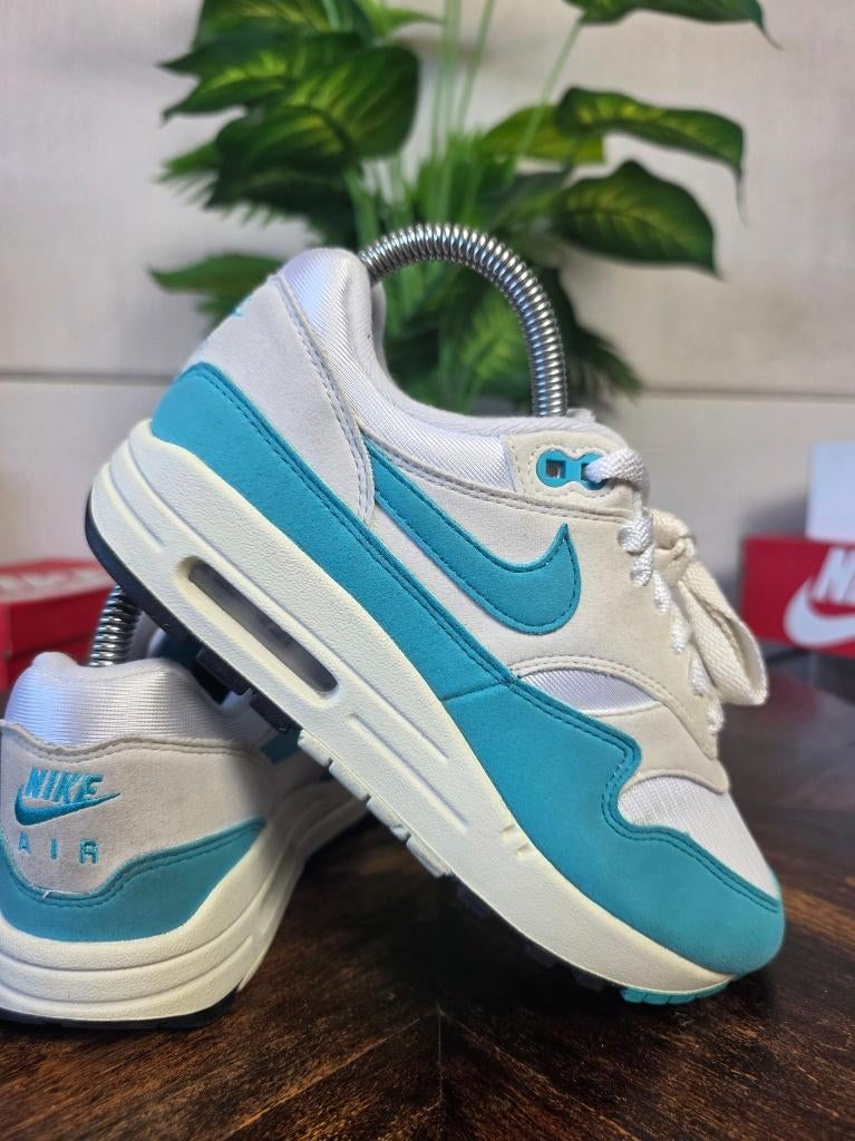 Nike Air Max 1 Dusty Cactus maat 36,5, Blauw, Nike, Ophalen of Verzenden, Nike