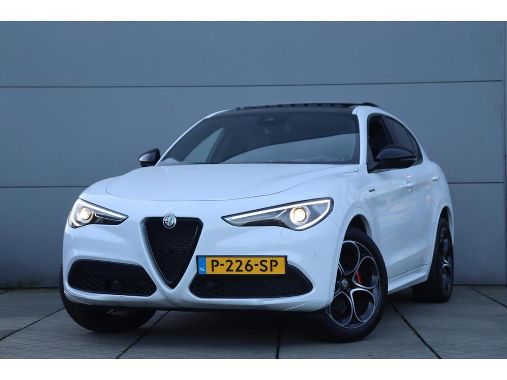 Alfa Romeo Stelvio 2.0T 280pk AWD Veloce / Origineel NL / Pa, Auto's, Alfa Romeo, Automaat, 4 cilinders, 14 km/l, Bedrijf