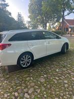 Toyota Auris 1.8 Hybrid Touring Sports CVT 2013 Wit, 345 kg, Wit, Origineel Nederlands, 1798 cc