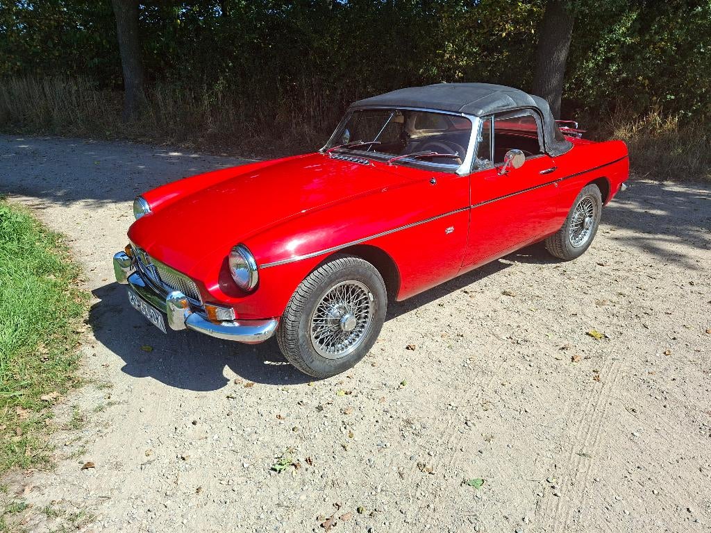 MG B 1967, Auto's, MG, B, Achterwielaandrijving, Zwart, Cabriolet