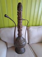 Oude Arabische schenkkan met gezichten, Ophalen, Brons