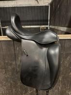 Nette Euroriding Titan 17.5 inch 4 fit, Ophalen, Zo goed als nieuw, Dressuur
