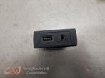 AUX/USB aansluiting van een Mercedes Vito, Ophalen of Verzenden, 3 maanden garantie, Gebruikt, Mercedes-Benz